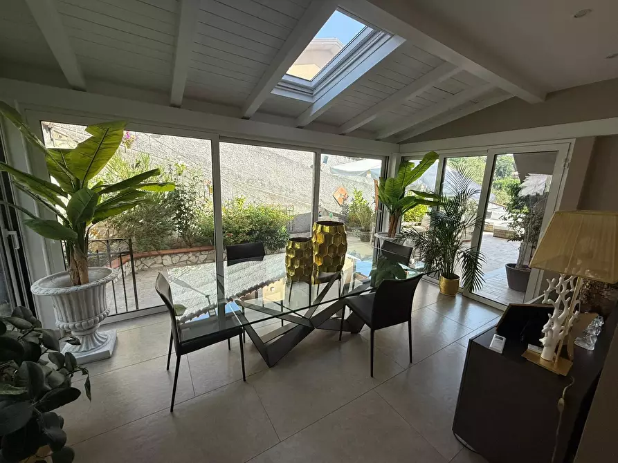 Immagine 8 di Villa in vendita  a Nicolosi