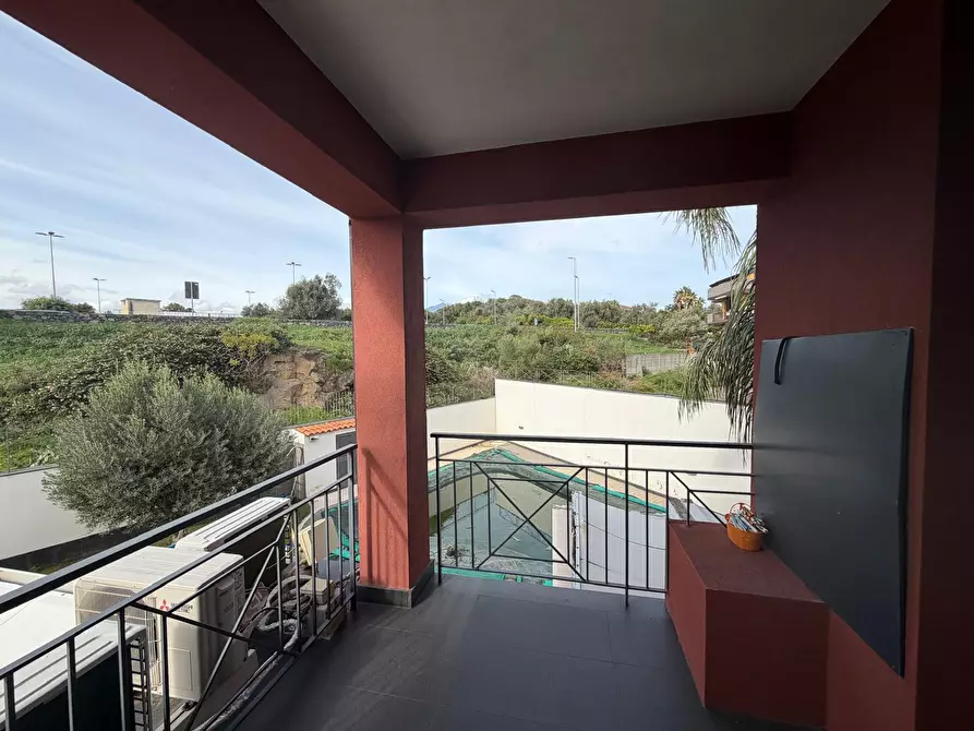 Immagine 19 di Villa in vendita  a Acireale