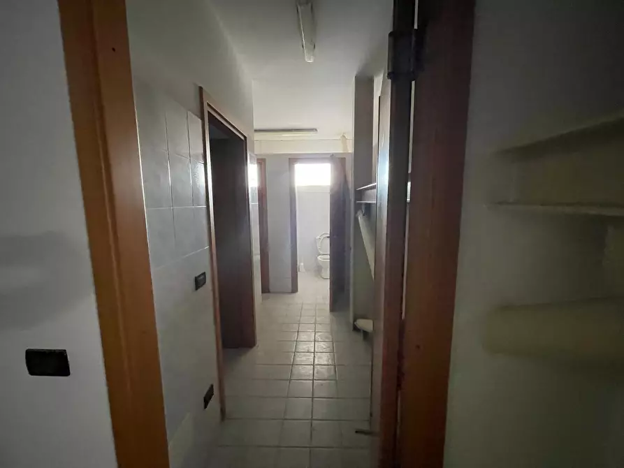 Immagine 16 di Capannone industriale in vendita  a Scordia