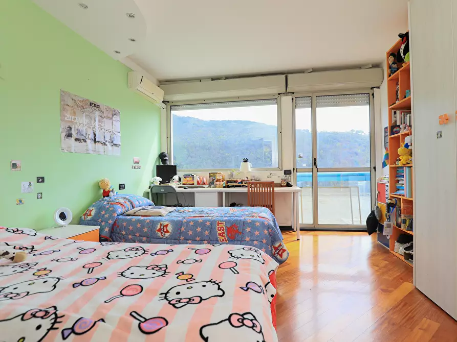 Immagine 12 di Appartamento in vendita  in Via Val Trebbia a Genova