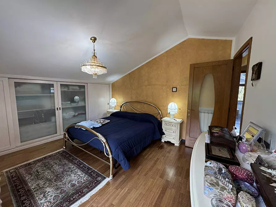 Immagine 30 di Casa semindipendente in vendita  in Via Pascoli 1 a Fivizzano