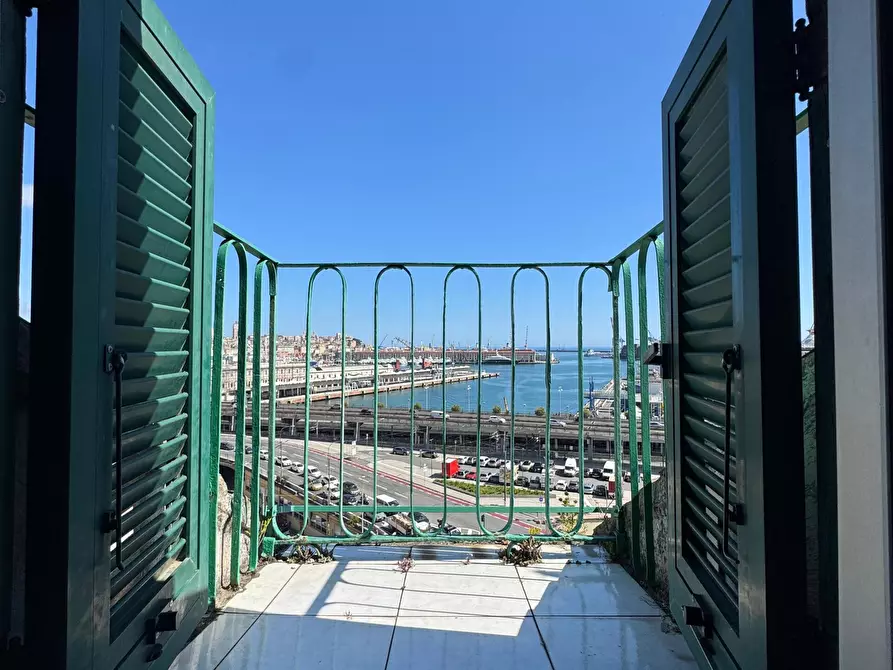 Immagine 26 di Pentalocale in vendita  in Via di Fassolo 3 a Genova