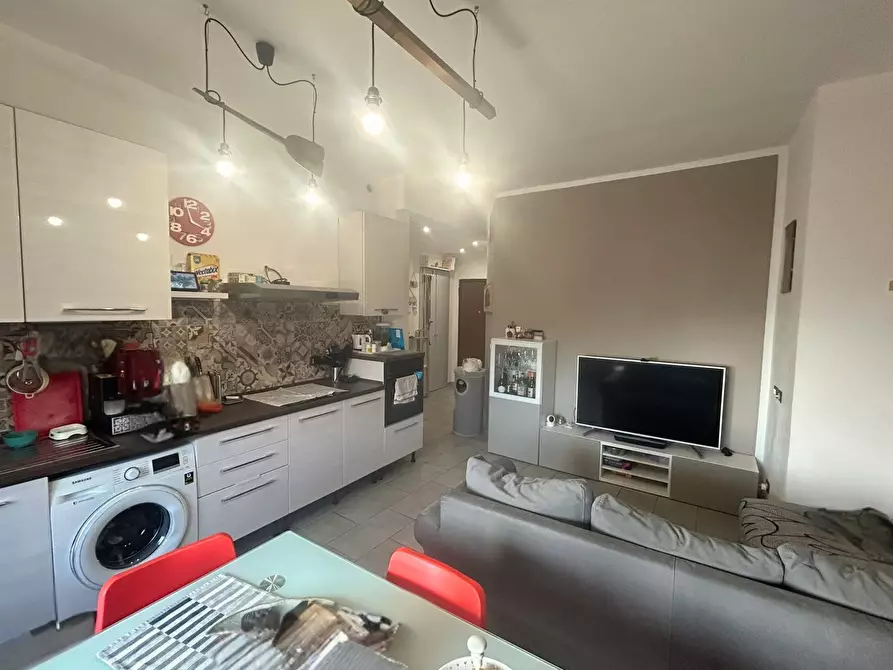 Immagine 12 di Quadrilocale in vendita  a Genova