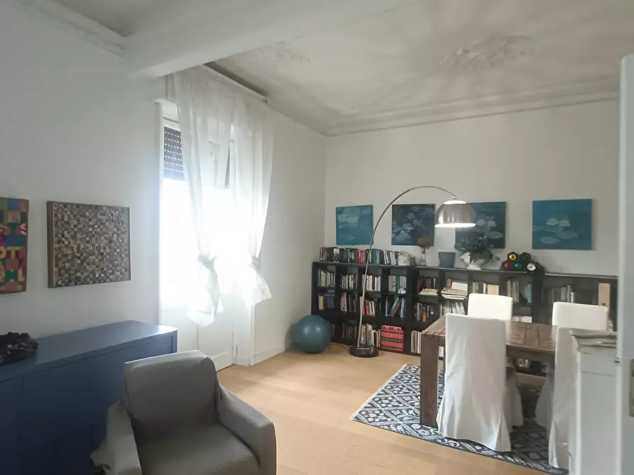 Immagine 5 di Appartamento in vendita  in Via Nizza 8 a Genova