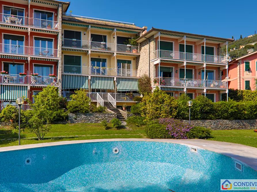 Immagine 6 di Appartamento in vendita  in Via Mulinetti 48 a Recco