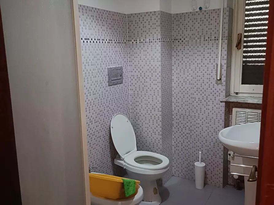 Immagine 22 di Bilocale in vendita  in Via all'Asilo Davide e Delfina Garbarino 2 a Genova