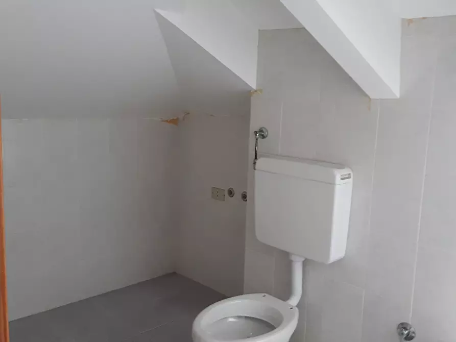 Immagine 15 di Appartamento in vendita  in Via Scavino 21 a Varazze