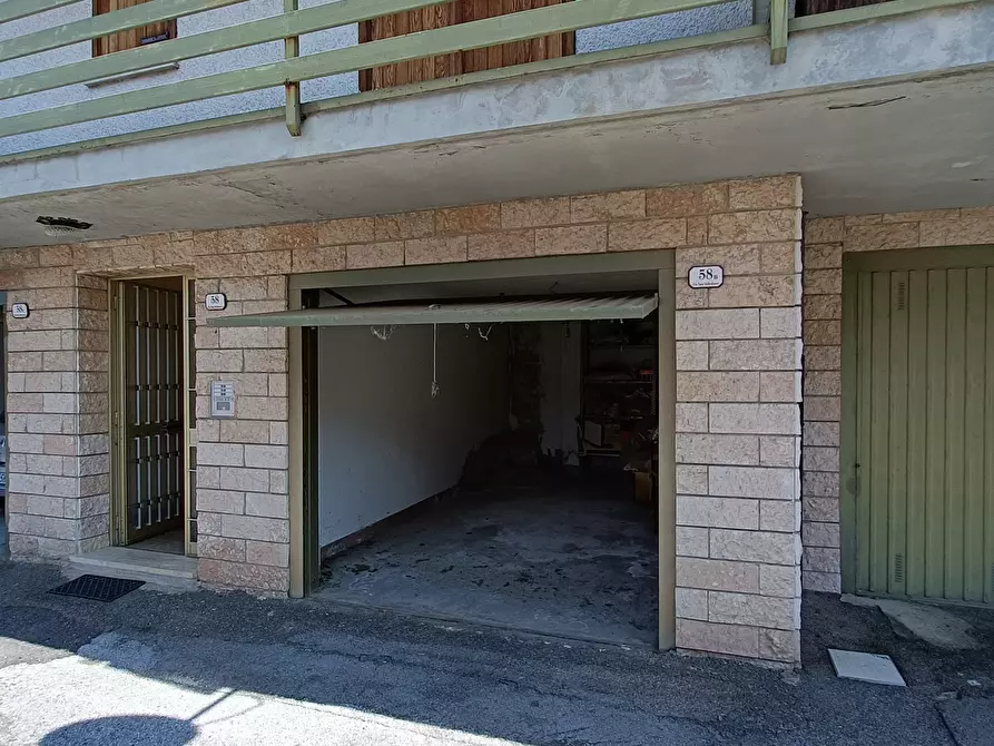 Immagine 40 di Appartamento in vendita  in Salita San Salnatore 52 a Roburent