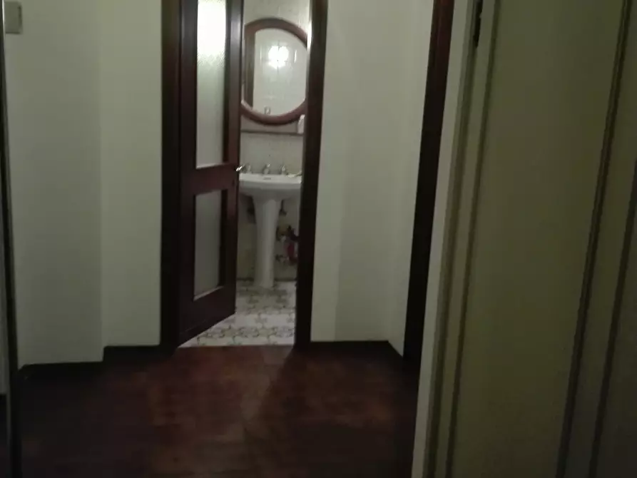 Immagine 47 di Bilocale in vendita  in Via all'Asilo Davide e Delfina Garbarino 2 a Genova