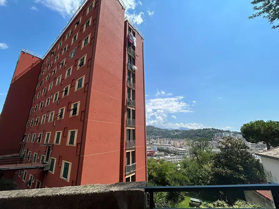 Immagine 20 di Quadrilocale in vendita  in Via Coronata 69 a Genova
