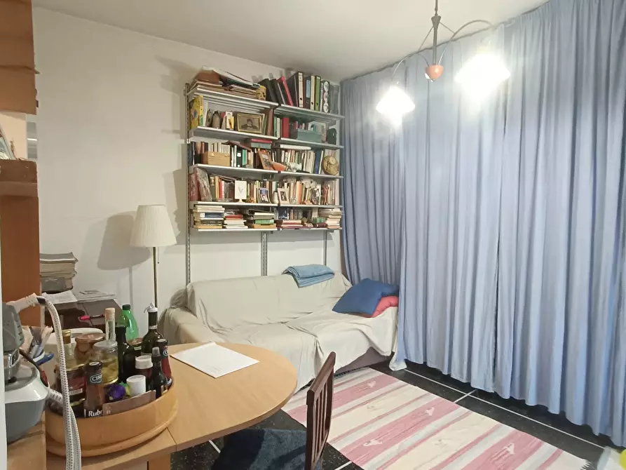 Immagine 4 di Bilocale in vendita  in Via Mantova 15 a Genova