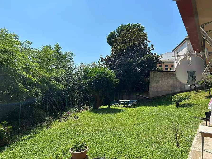 Immagine 17 di Quadrilocale in vendita  in Via Coronata 69 a Genova