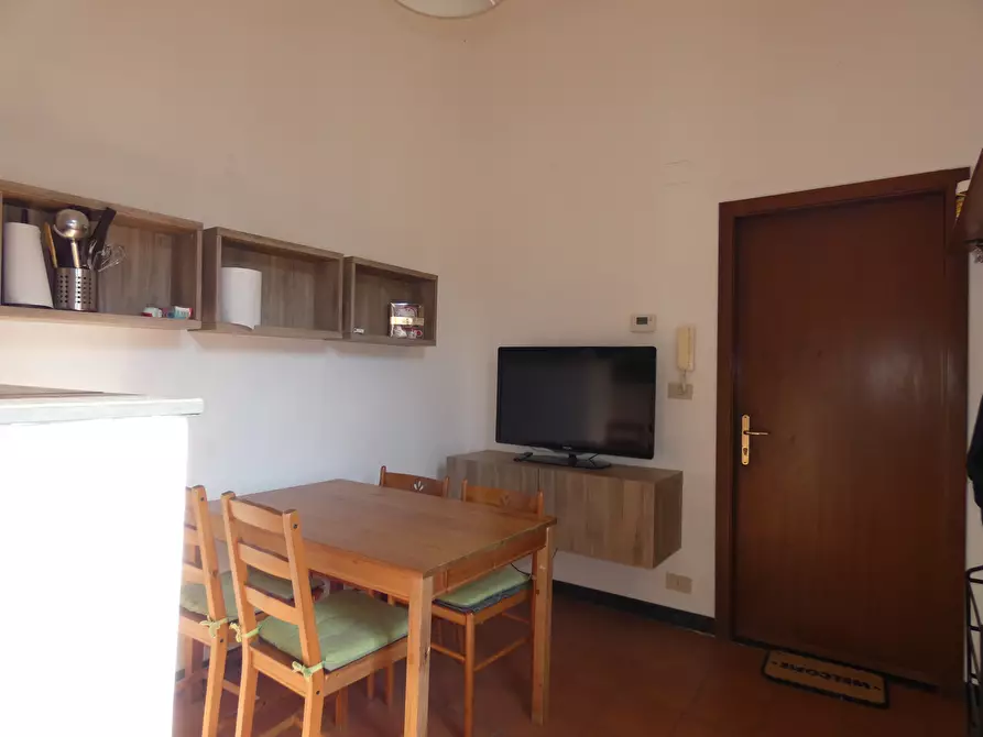 Immagine 3 di Trilocale in affitto  in Piazza di Santa Brigida 17 a Genova