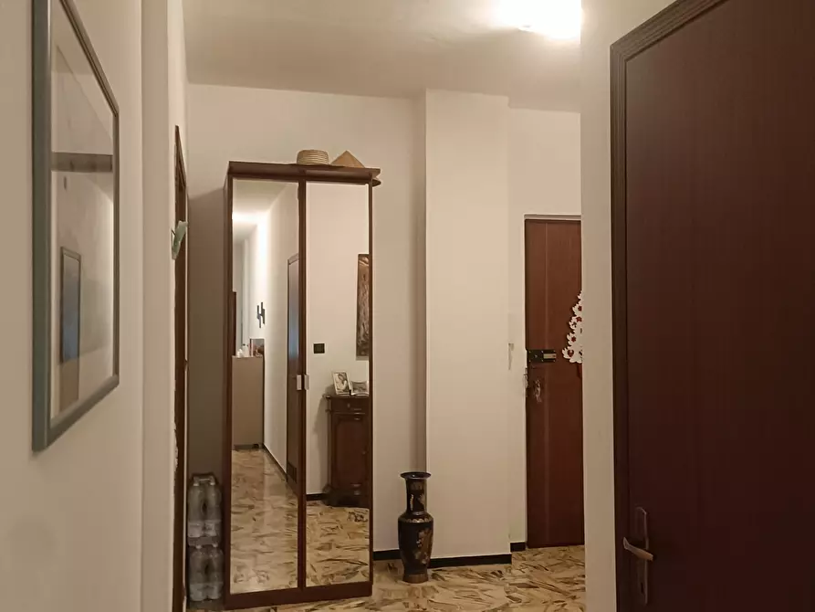 Immagine 12 di Trilocale in vendita  in Via Venezia 10 a Genova