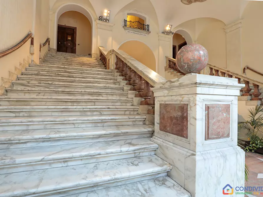 Immagine 26 di Albergo/B&B/Residence in affitto  in Piazza della Nunziata 5 a Genova