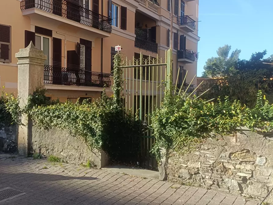 Immagine 22 di Garage in vendita  in Viale Cambiaso 6 a Genova