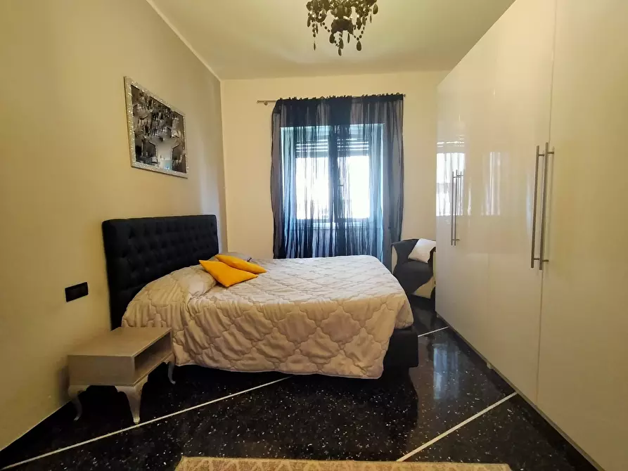 Immagine 26 di Bilocale in vendita  in Via delle Gavette a Genova