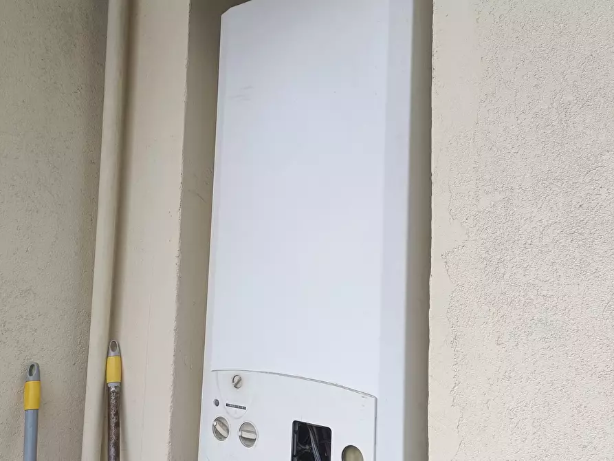 Immagine 14 di Bilocale in vendita  in Via Mantova 15 a Genova