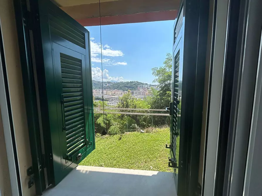 Immagine 14 di Quadrilocale in vendita  in Via Coronata 69 a Genova