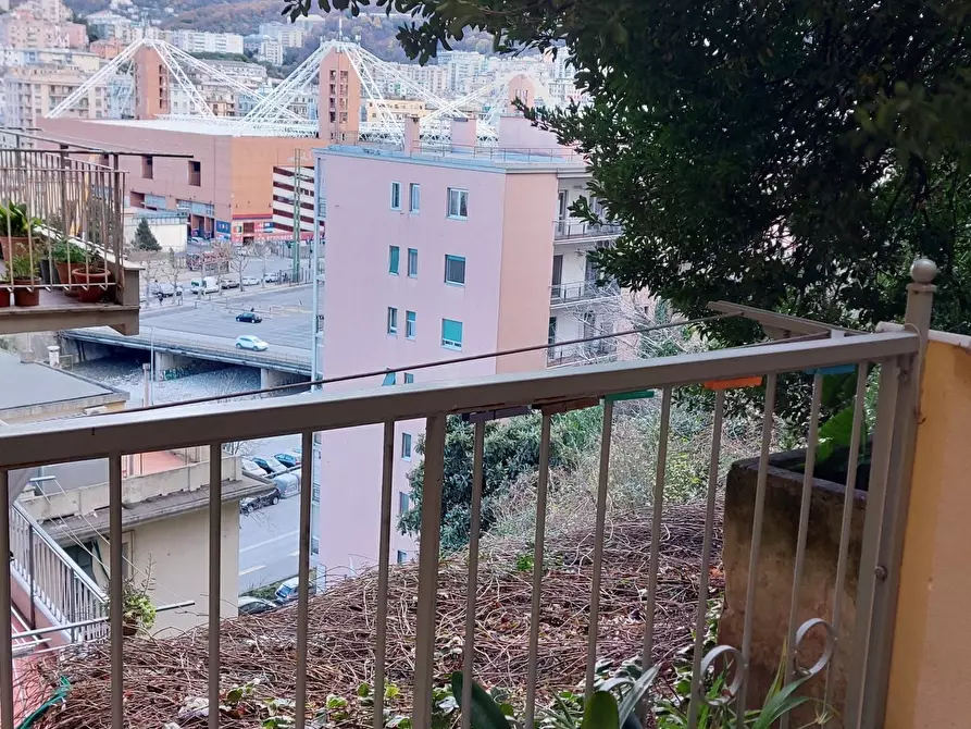 Immagine 20 di Trilocale in vendita  in Via Leonardo Montaldo 24 a Genova