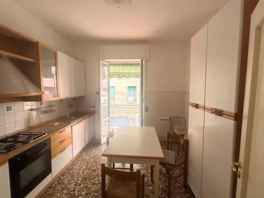 Immagine 2 di Quadrilocale in vendita  in Via Pasquale Berghini 38 a Genova