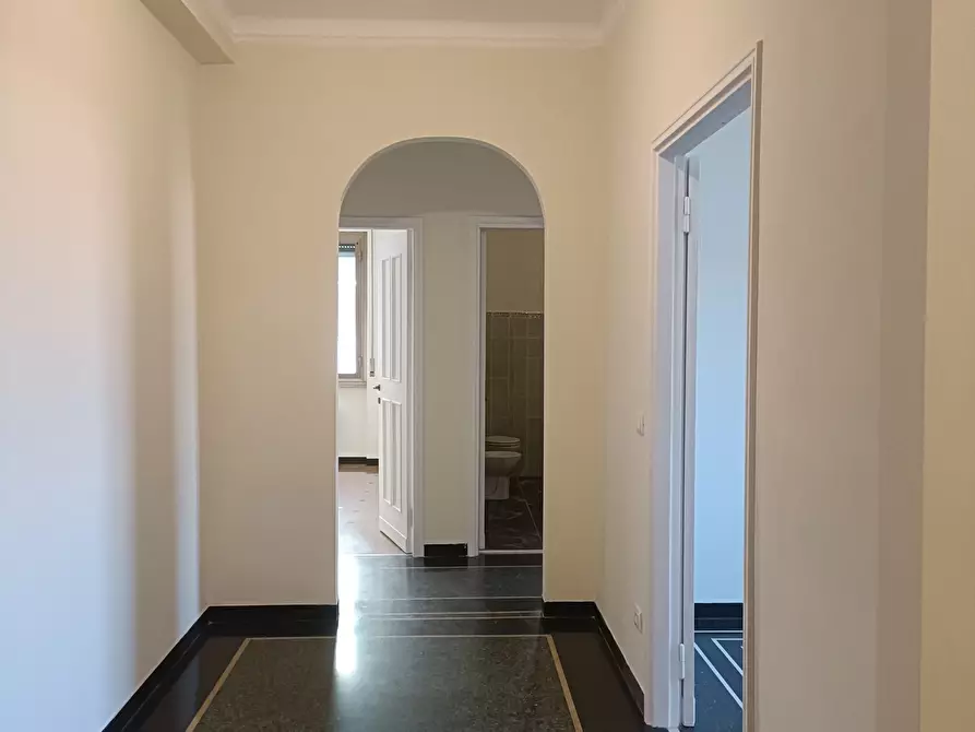 Immagine 7 di Appartamento in affitto  in Via Canevari 24 a Genova