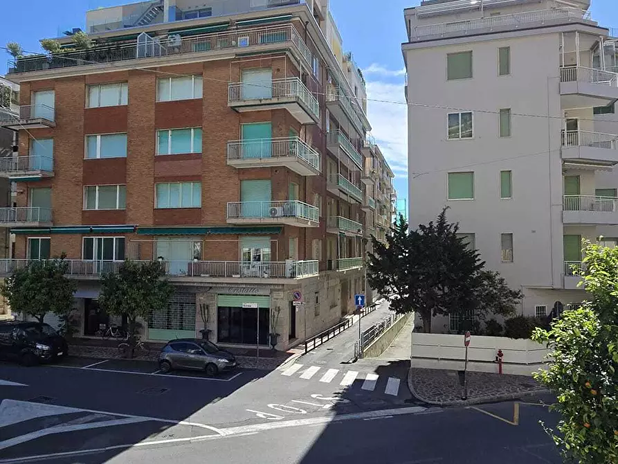 Immagine 16 di Bilocale in vendita  in Via Leonardo da Vinci 254 a Alassio