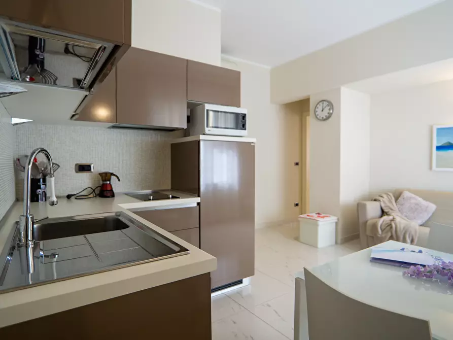 Immagine 2 di Bilocale in affitto  in Via Roma 48 a Alassio