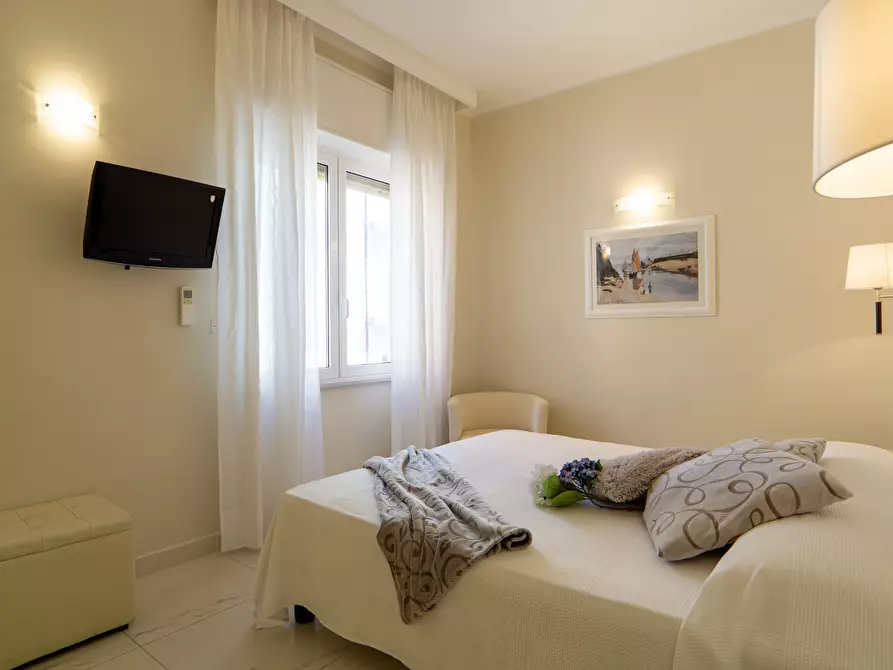 Immagine 11 di Bilocale in affitto  in Via Roma 48 a Alassio