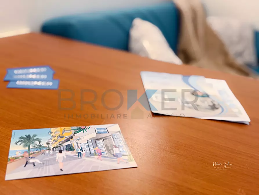 Immagine 9 di Bilocale in vendita  in Corso Europa a Alassio