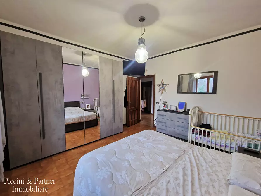 Immagine 25 di Casa bifamiliare in vendita  in Viale Ranchi 2 a Umbertide