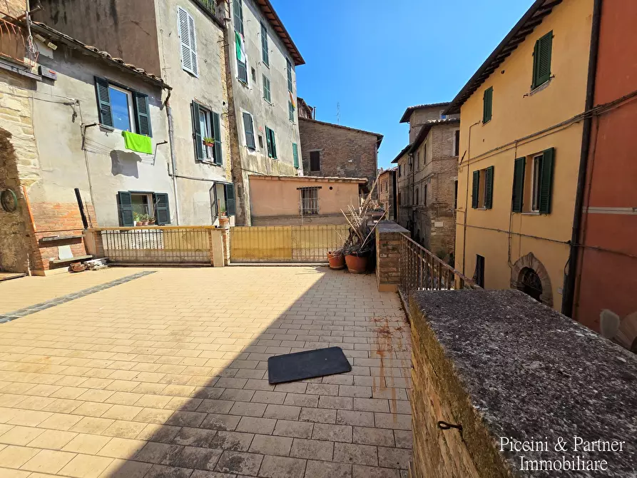 Immagine 15 di Pentalocale in vendita  in Via San Giovanni del Fosso 14 a Perugia