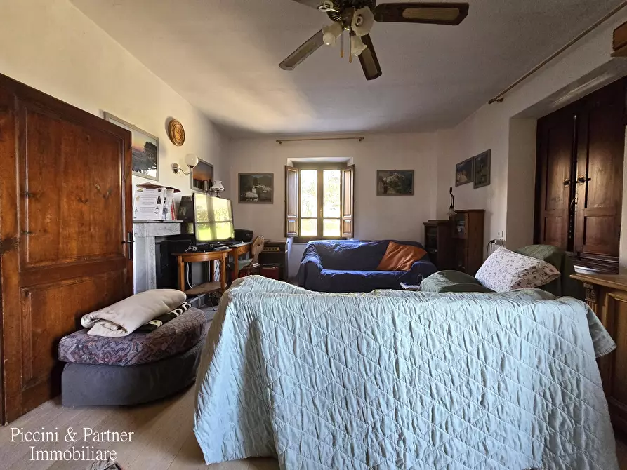 Immagine 40 di Rustico / casale in vendita  in Località Riccio 70A a Cortona