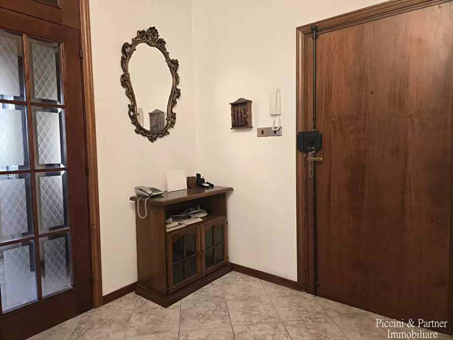 Immagine 3 di Pentalocale in vendita  in Via Fratelli Rosselli a Chiusi