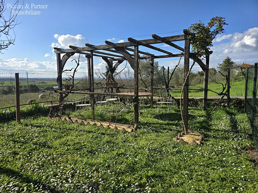 Immagine 6 di Rustico / casale in vendita  in Località Riccio 70A a Cortona