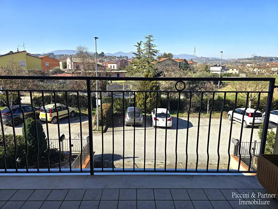 Immagine 44 di Villetta a schiera in vendita  in Via Macedonio Melloni a Spoleto