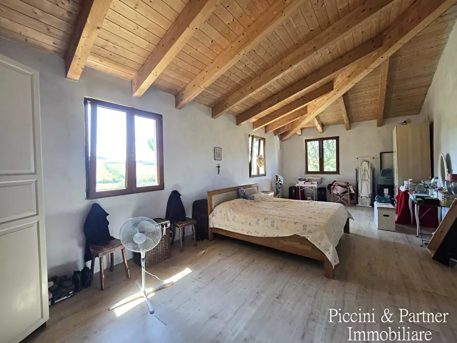 Immagine 32 di Rustico / casale in vendita  in Strada Settevalli 1157 a Perugia