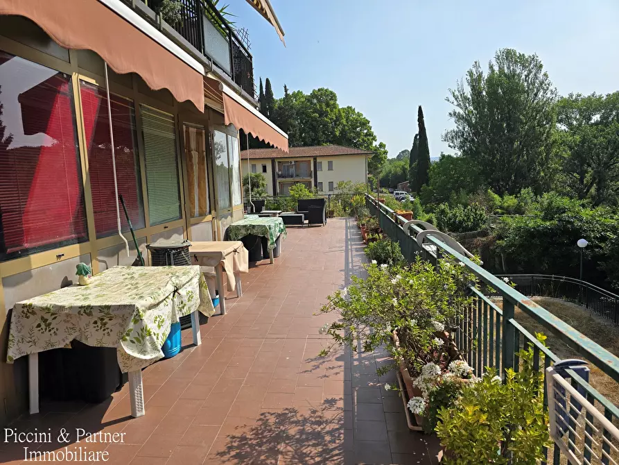 Immagine 15 di Pentalocale in vendita  in Via Giacomo Puccini 84 a Perugia