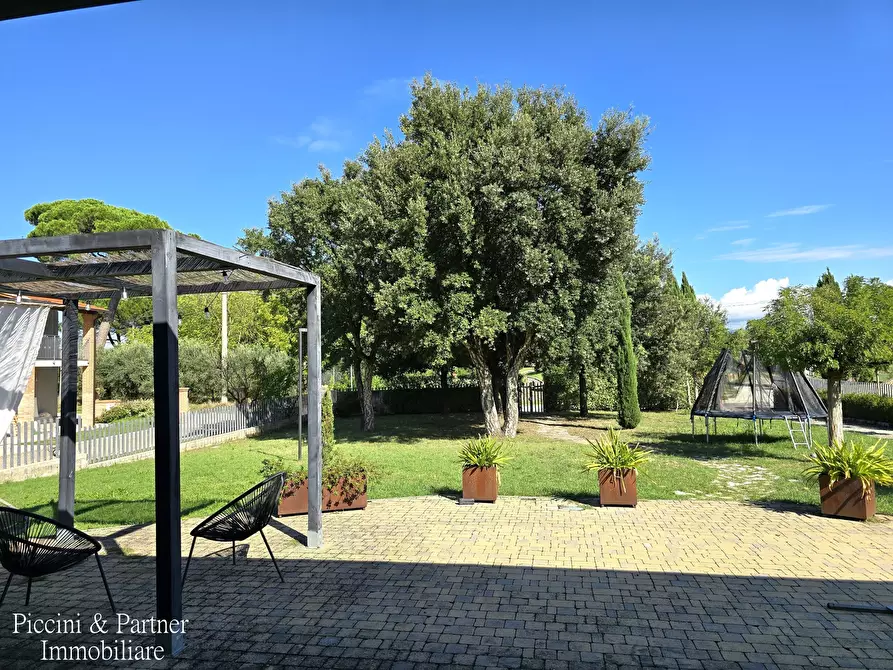 Immagine 78 di Villa in vendita  in Località Bertoni a Castiglione Del Lago