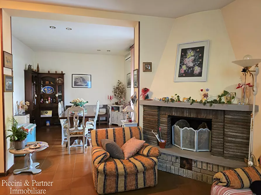 Immagine 1 di Pentalocale in vendita  a Tuoro Sul Trasimeno