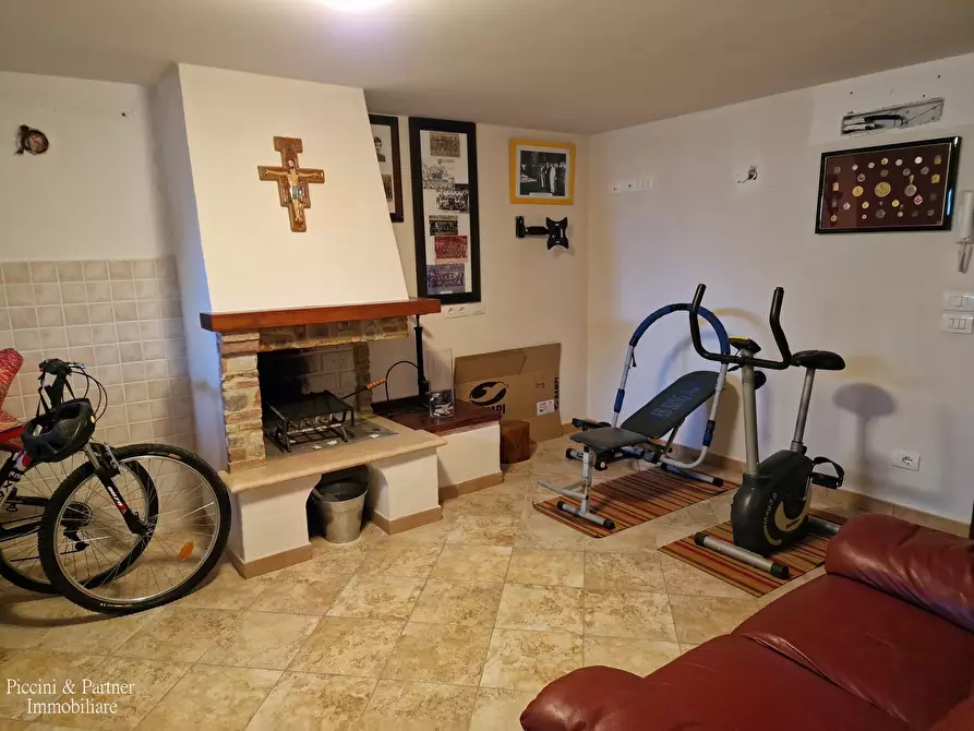 Immagine 46 di Casa bifamiliare in vendita  in Via Trasimeno a Castiglione Del Lago