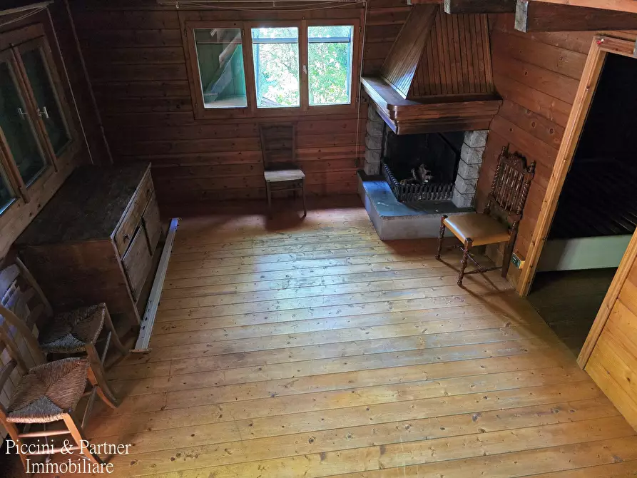 Immagine 58 di Baita in vendita  in Via dei Cespugli 10 a Passignano Sul Trasimeno