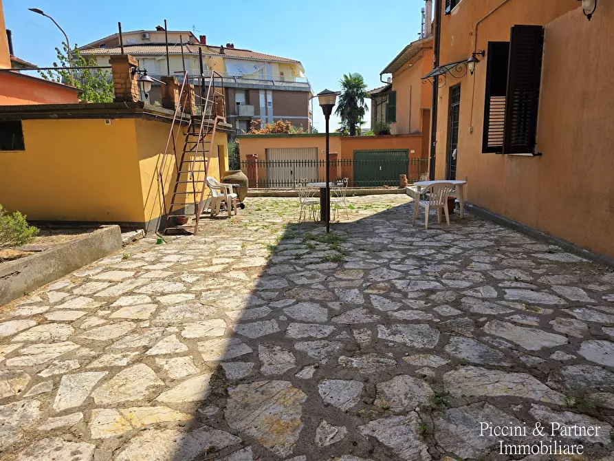Immagine 20 di Pentalocale in affitto  in Via Cialdini 30 a Perugia
