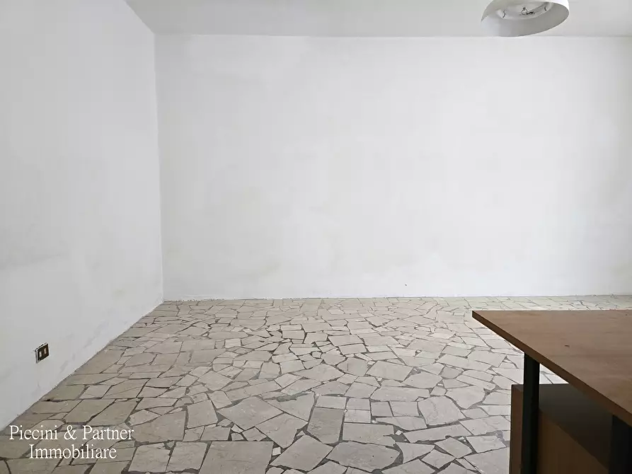 Immagine 49 di Casa bifamiliare in vendita  in Via delle Terme Sud a Montepulciano