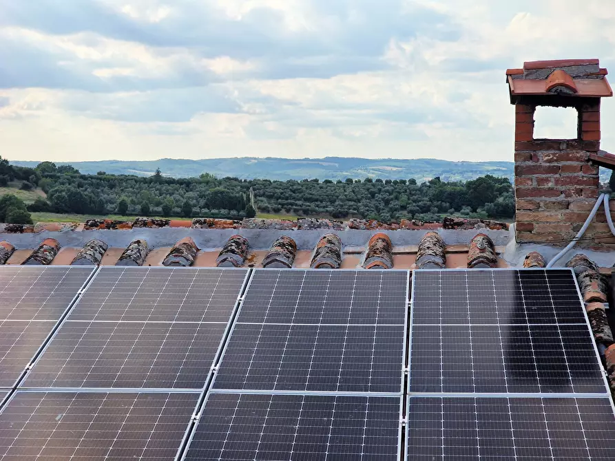 Immagine 11 di Trilocale in vendita  in Via Camillo Benso Conte di Cavour 73 a Torrita Di Siena
