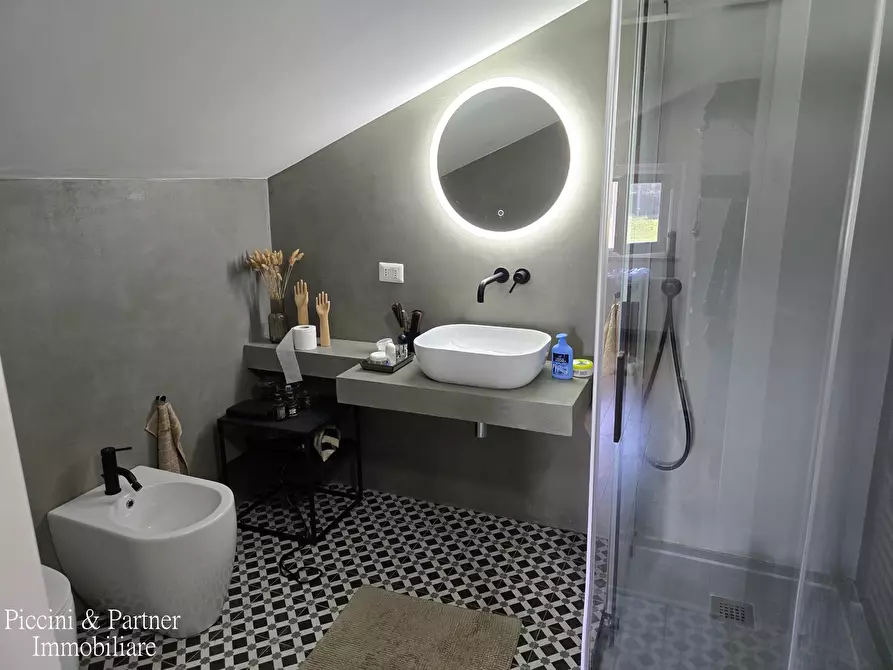 Immagine 49 di Villa in vendita  in Località Bertoni a Castiglione Del Lago