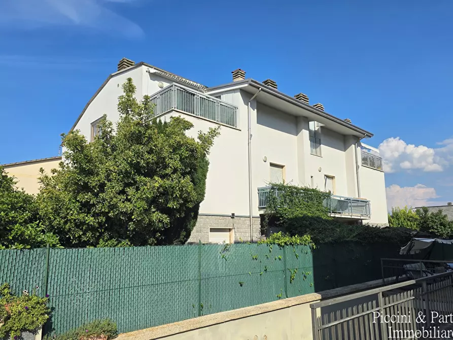 Immagine 1 di Pentalocale in vendita  in Via Ivano Fora 17 a Perugia