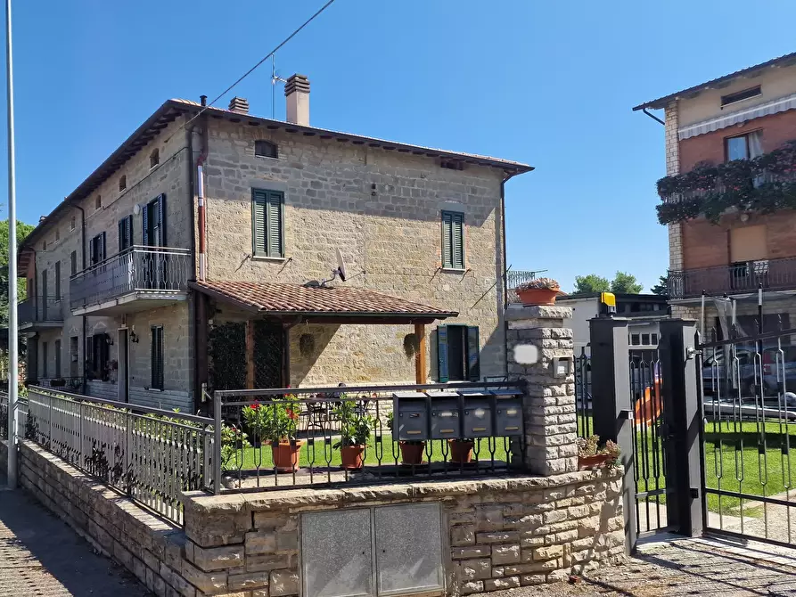 Immagine 1 di Porzione di casa in vendita  in Via Montefalco 4 a Perugia