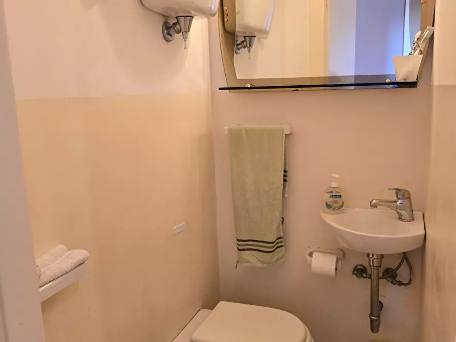 Immagine 38 di Porzione di casa in vendita  in Via dei Narcisi 39 a Perugia