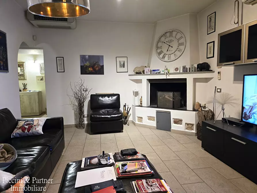 Immagine 24 di Porzione di casa in vendita  in Via della Treggia a Perugia